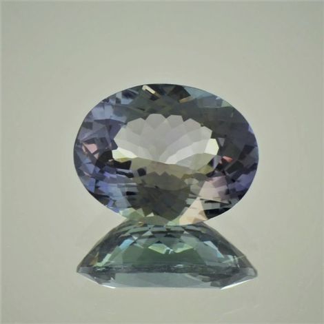 Zoisit, Oval facettiert (7,29 ct.) aus Tansania (Gilewy Hills)