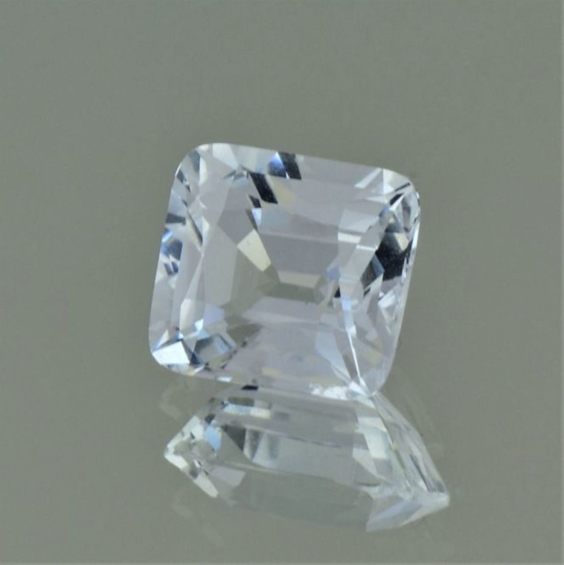 Topas antik-rechteck farblos 6,02 ct
