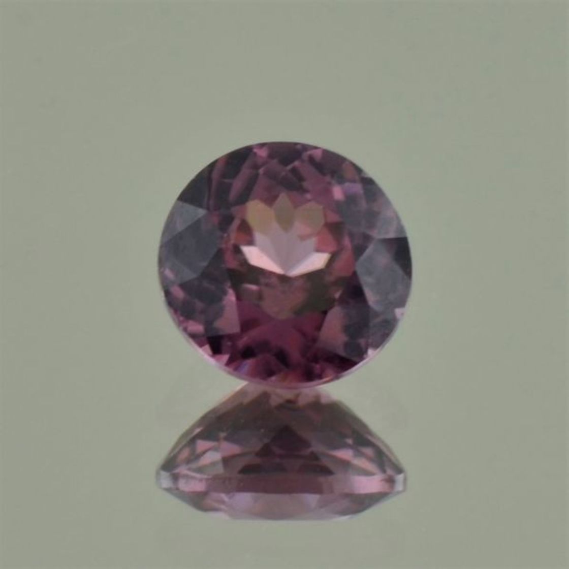 Zirkon rund dunkelrosa 3,40 ct
