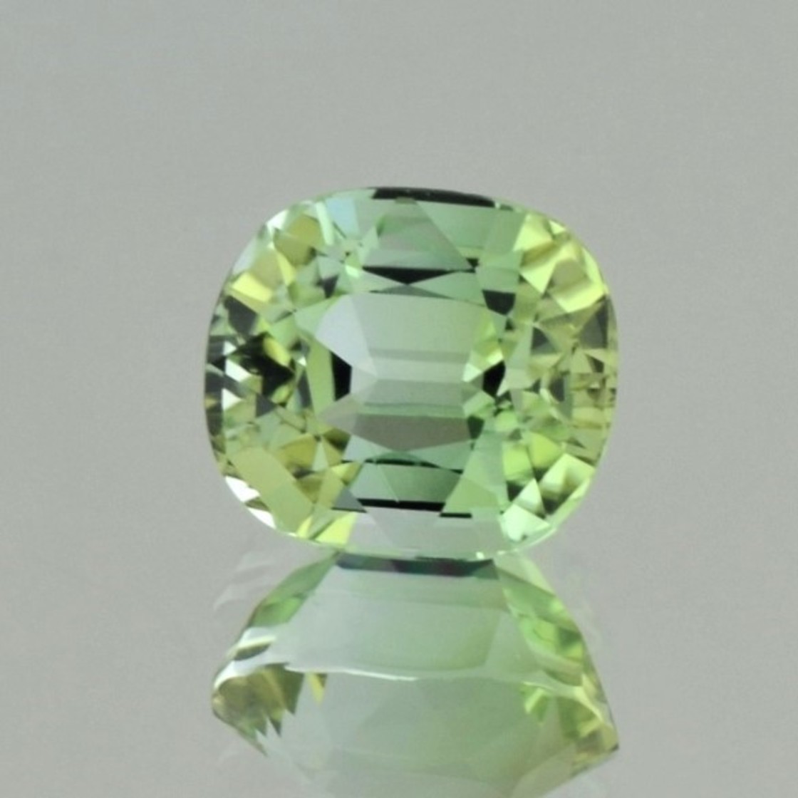 Tourmaline cushion light yellow green 4.93 ct