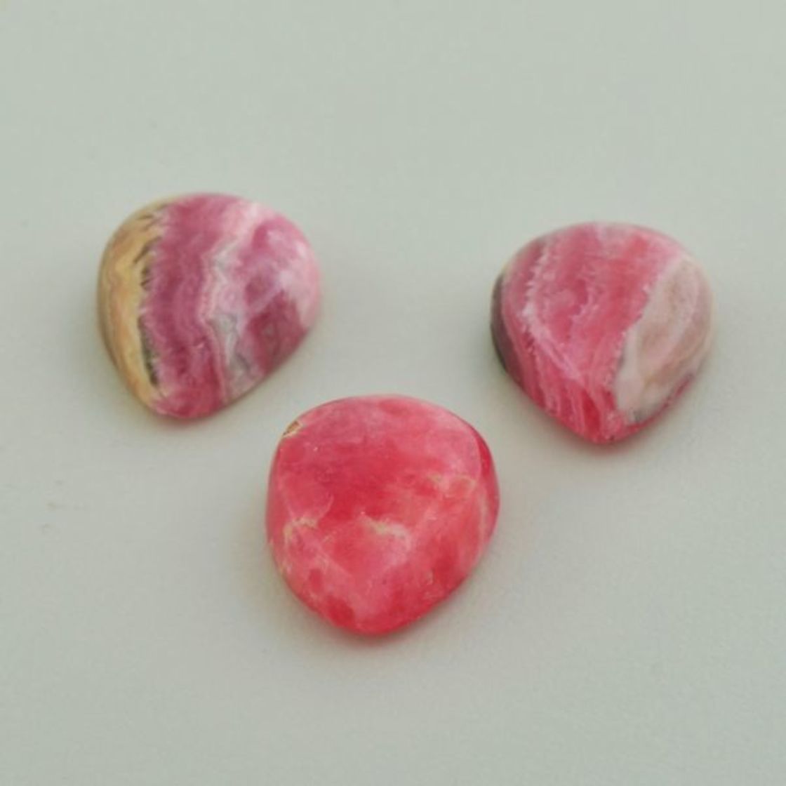 Rhodochrosit Trio Tropfen Cabochon 20,86 ct