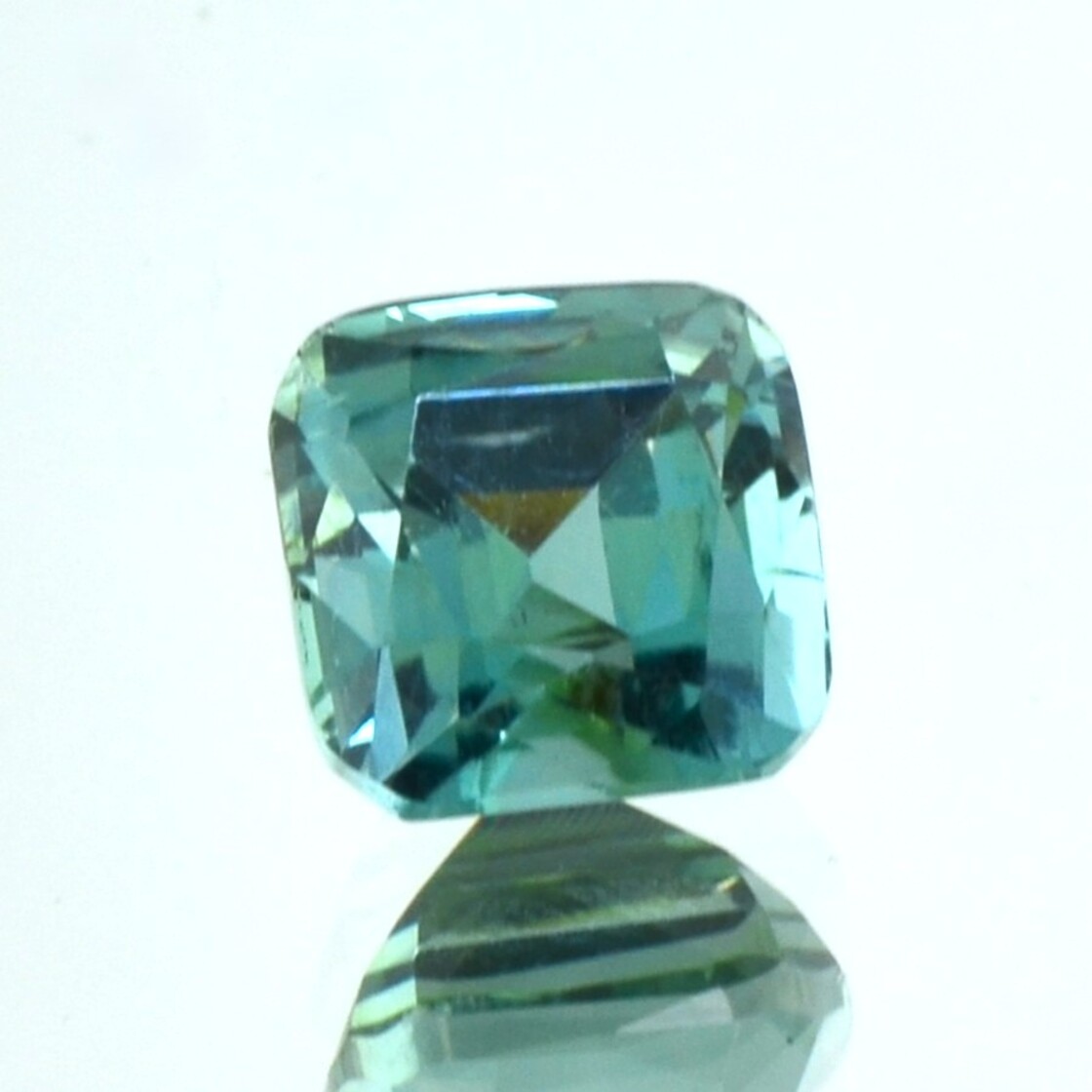 Tourmaline cushion lagoon 4.12 ct.