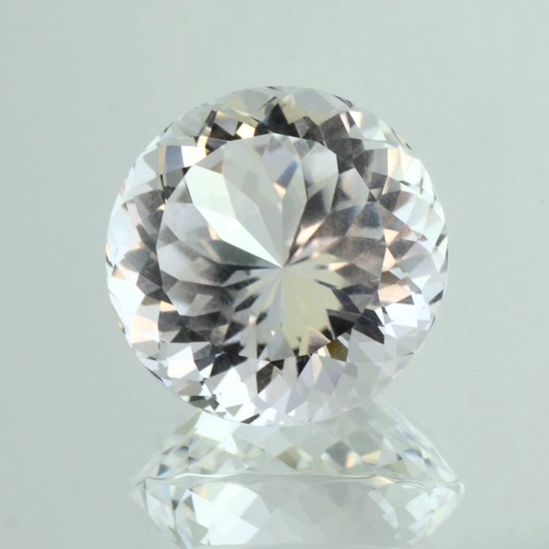 Topas rund farblos unbehandelt 44,03 ct