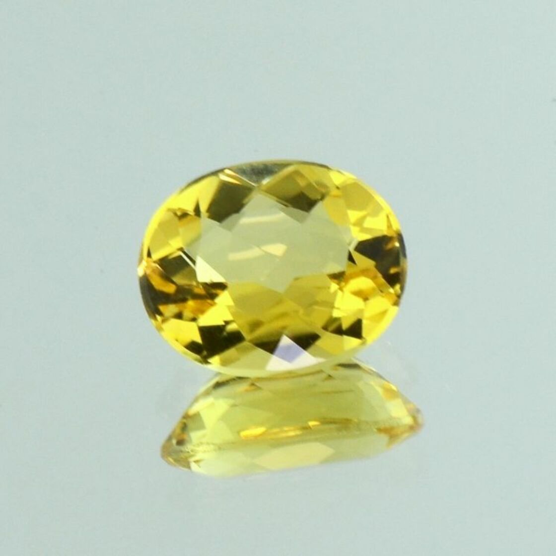 Goldberyll oval intensives Gelb 4,00 ct