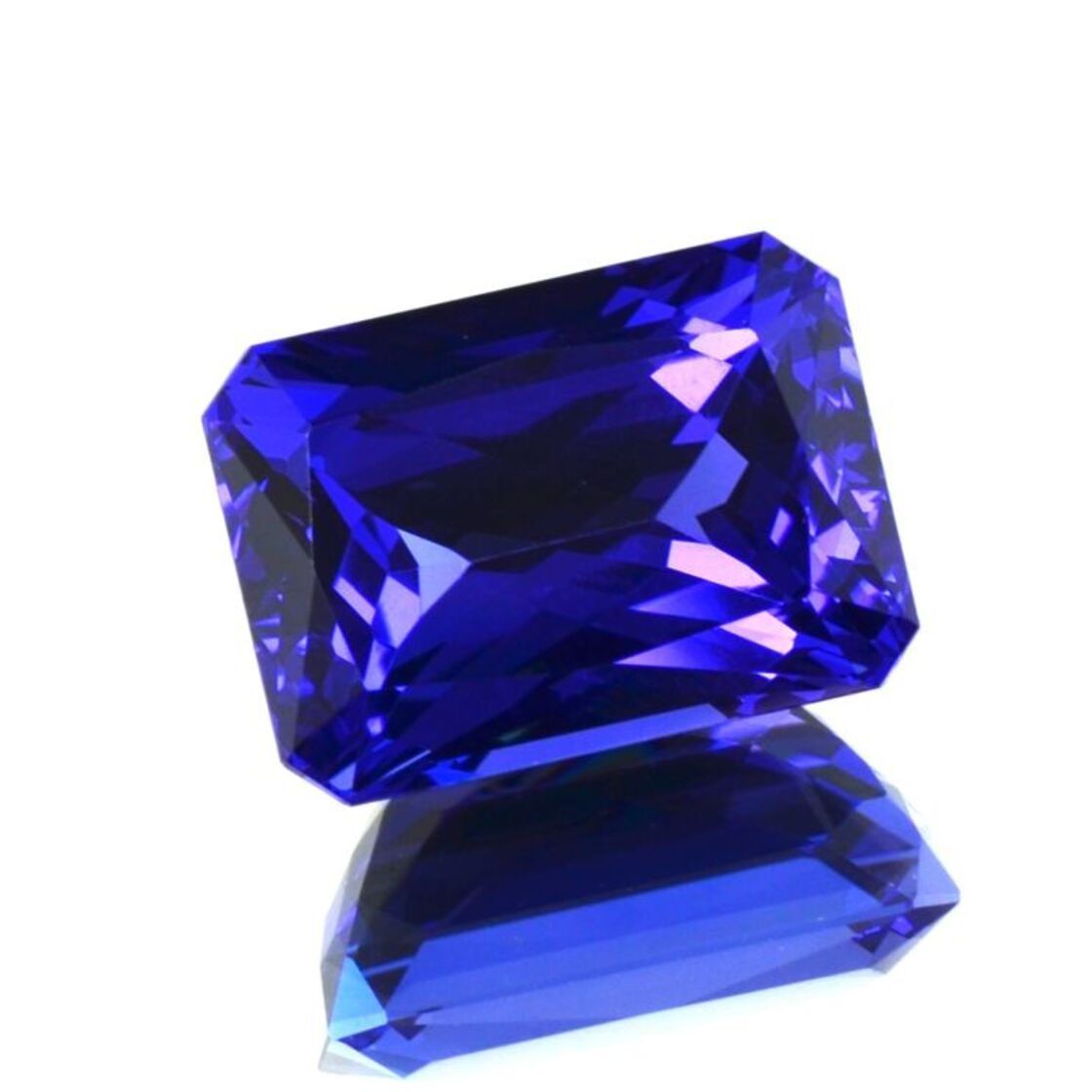 Tansanit octagon violettblau 17,47 ct.