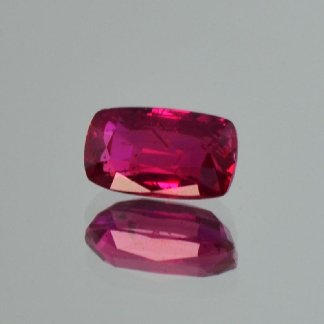 Rubin antik pink-rot unbehandelt 1,68 ct.