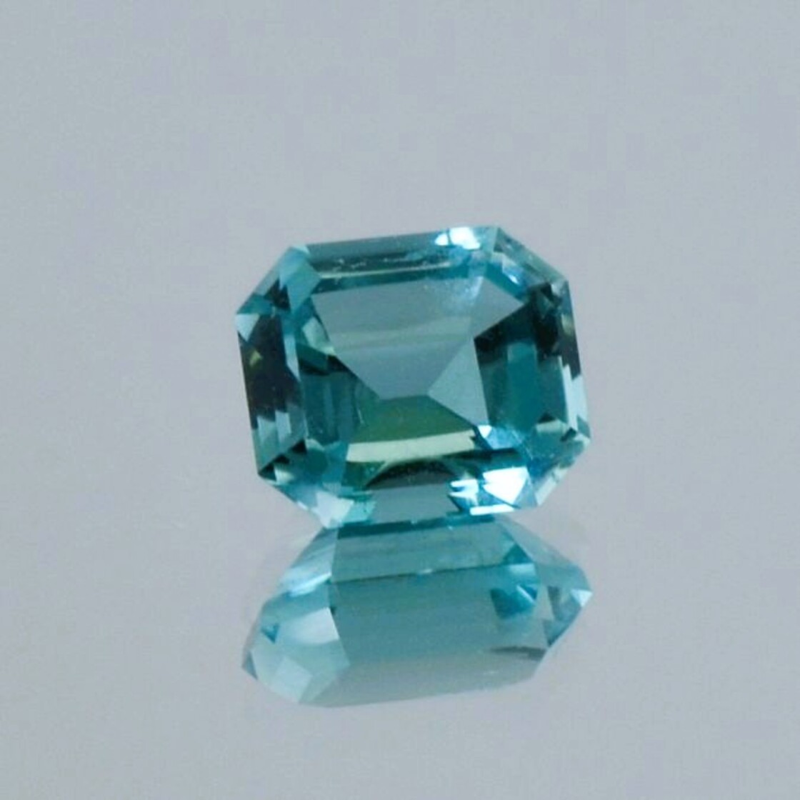 Indicolite Tourmaline octagon blue 2.01 ct.