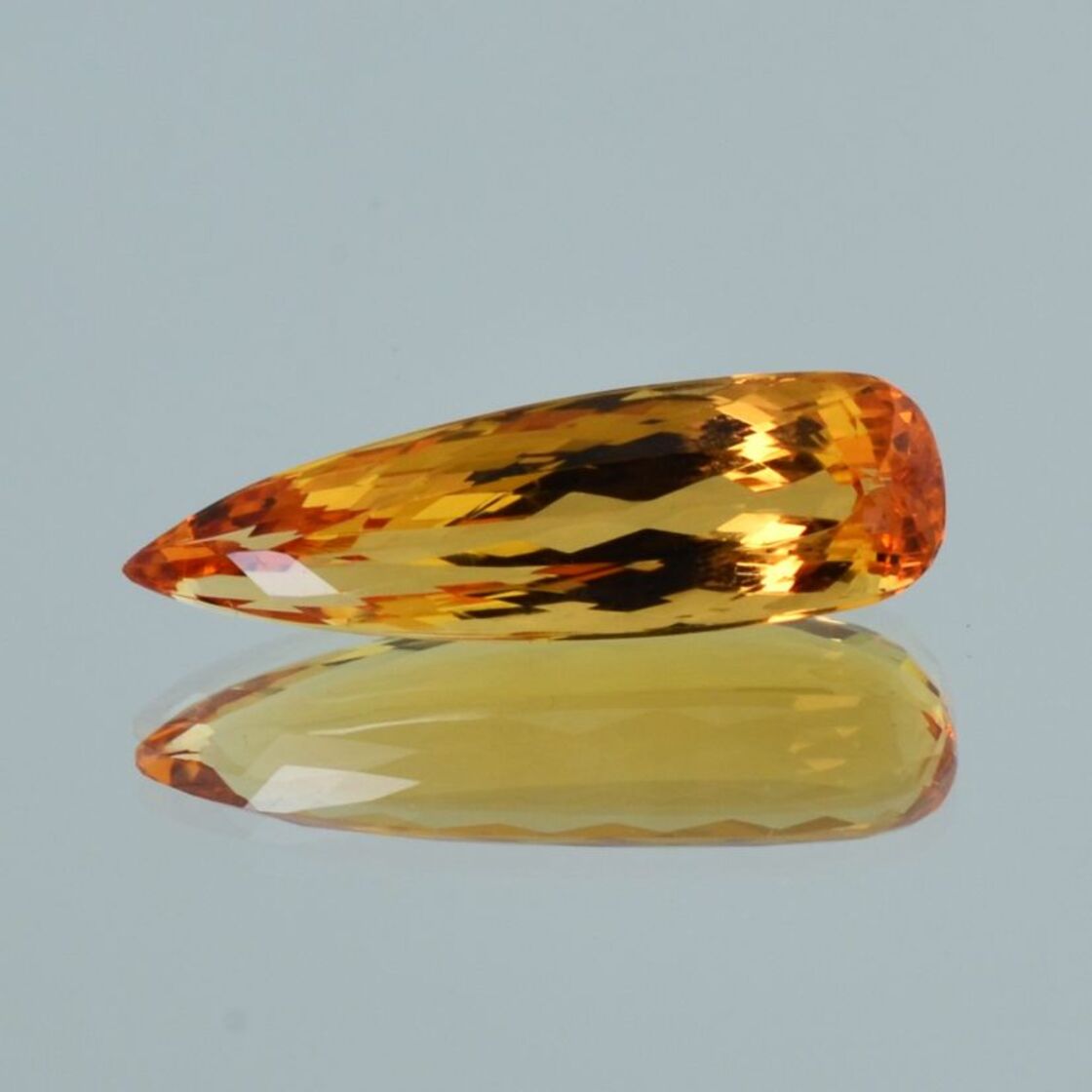Imperial Topas Tropfen orange 13,47 ct.
