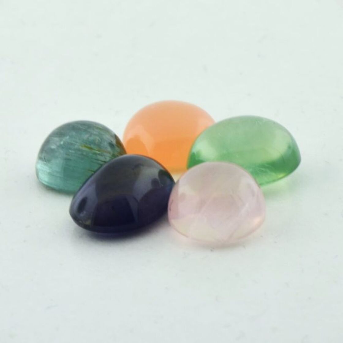 Mixed Lot cabochons multicolor 21.84 ct