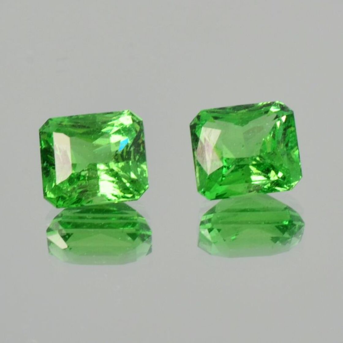 Tsavorit Duo Granate octagon-princess grün 7,40 ct.