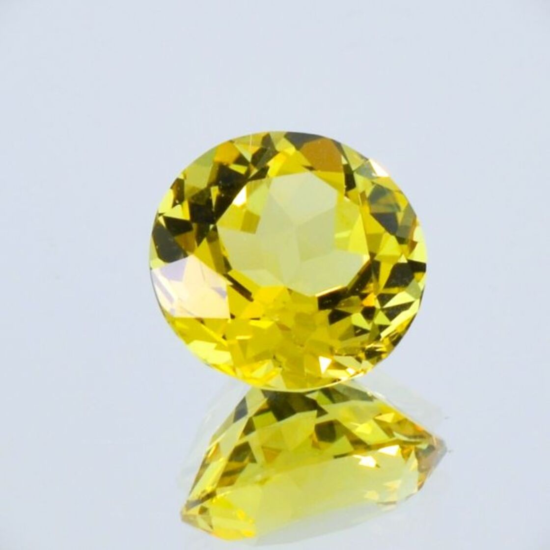 Golden Beryl round intense yellow 2.39 ct.