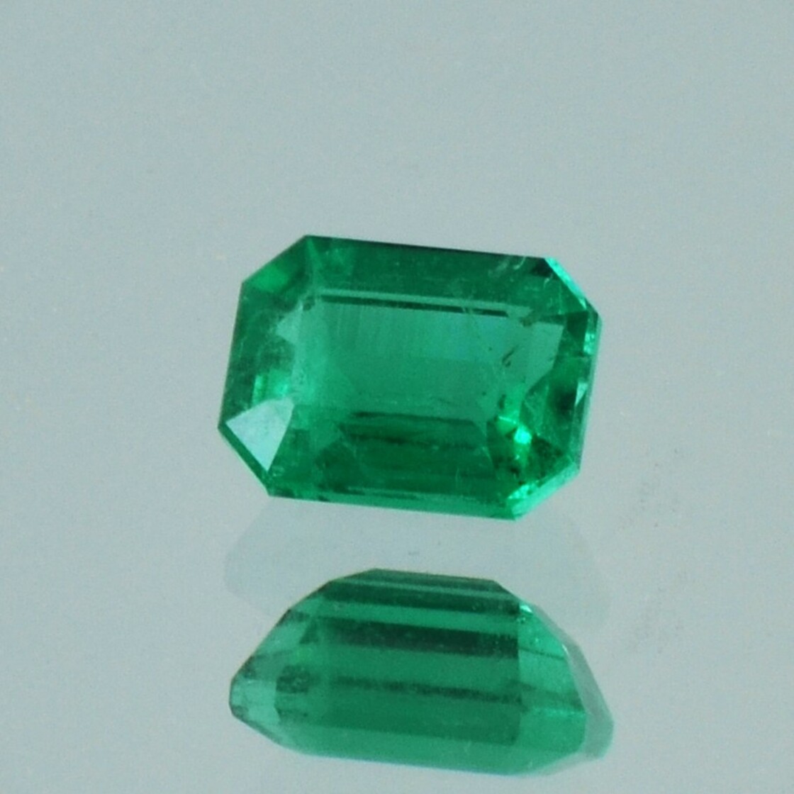 Smaragd Beryll octagon grün 1,12 ct