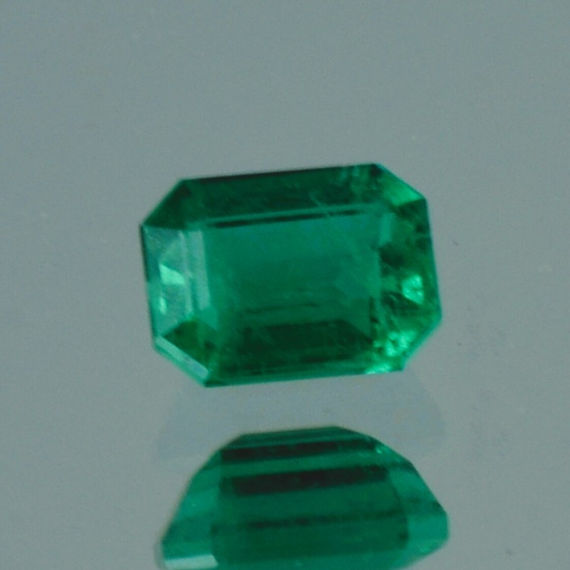 Smaragd Beryll octagon grün 1,12 ct