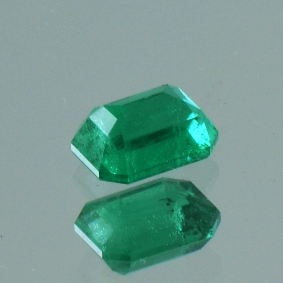 Smaragd Beryll octagon grün 1,12 ct