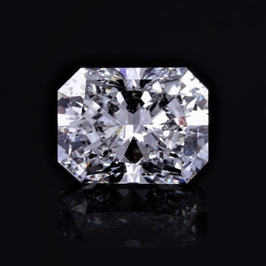 Diamond radiant hochfeines white D loupe clean