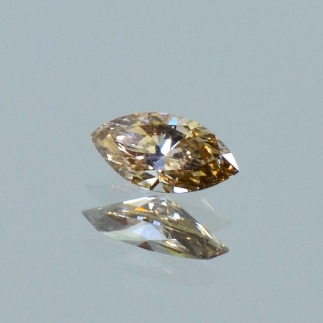 fancy diamond marquise champagne  si2 0.25 ct