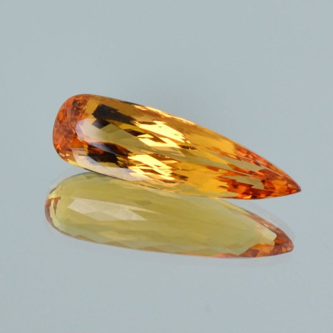 Imperial Topas Tropfen orange 13,47 ct.