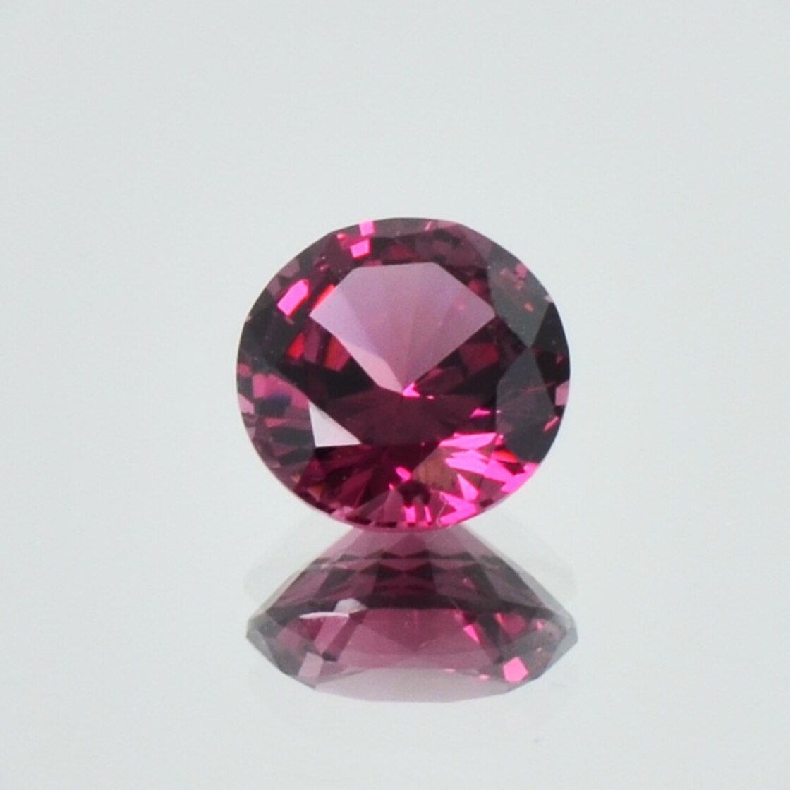Rhodolith Granat rund purpurrot 1,78 ct.