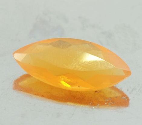Feueropal, Navette facettiert (2,27 ct.) aus Brasilien Feueropal, Navette facettiert (2,27 ct.) aus Brasilien