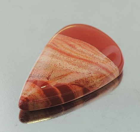 Jaspis Tropfen 29,26 ct Jaspis Tropfen 29,26 ct