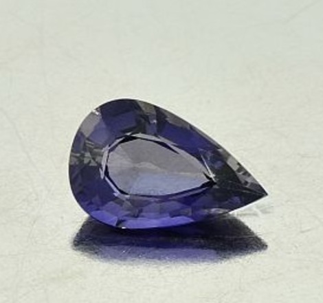 Iolith, Tropfen facettiert (1,41 ct.) aus Indien (Orissa) Iolith, Tropfen facettiert (1,41 ct.) aus Indien (Orissa)