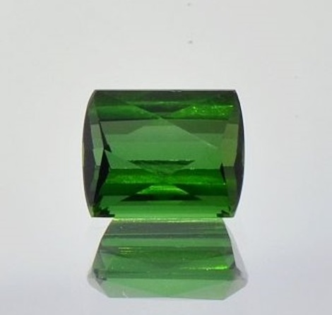 Green Tourmaline barrel 2.40 ct
