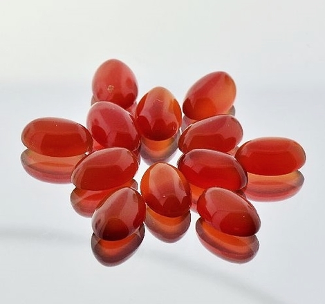 Karneol Lot, Oval Cabochon (ca. 13,5 ct.) aus Brasilien Karneol Lot, Oval Cabochon (ca. 13,5 ct.) aus Brasilien