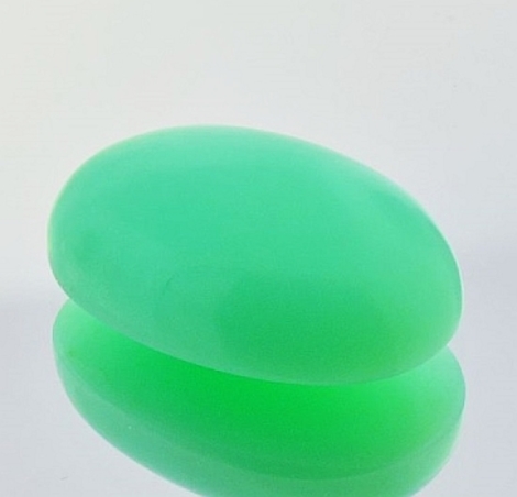 Chrysoprase oval 19.43 ct Chrysoprase oval 19.43 ct