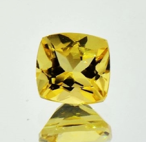 Goldberyll, Antik facettiert (2,19 ct.) aus Brasilien Goldberyll, Antik facettiert (2,19 ct.) aus Brasilien