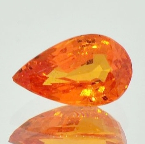 Mandarin Granat, Tropfen facettiert (5,08 ct.) aus Nigeria (Iseyin) Mandarin Granat, Tropfen facettiert (5,08 ct.) aus Nigeria (Iseyin)
