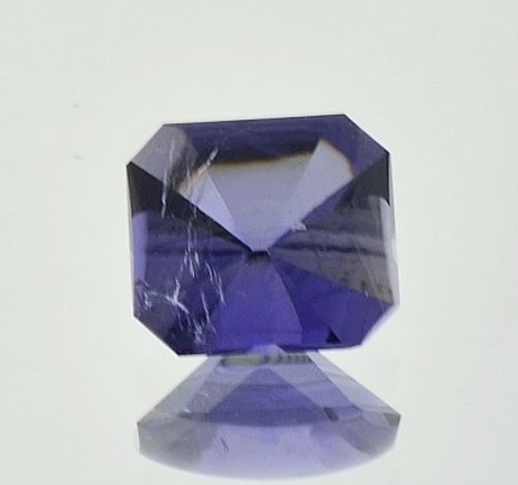 Iolite Octagon-Bufftop 3.09 ct Iolite Octagon-Bufftop 3.09 ct
