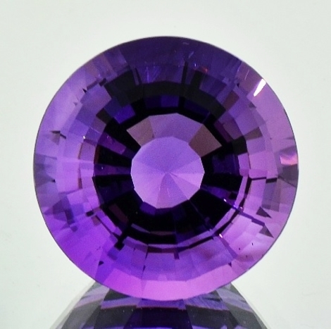 Amethyst, Rund facettiert (23,62 ct.) aus Brasilien Amethyst, Rund facettiert (23,62 ct.) aus Brasilien