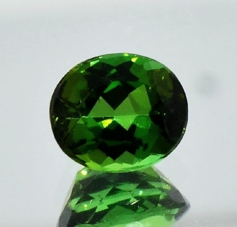 Verdelith oval 2,50 ct