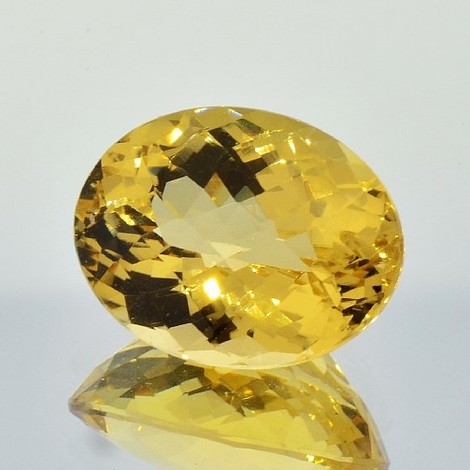 Goldberyll, Oval facettiert (11,50 ct.) aus Brasilien (Minas Gerais)