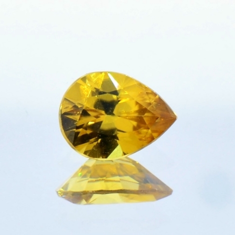 Zirkon, Tropfen facettiert (1,75 ct.) aus Madagaskar (Ambanja) Zirkon, Tropfen facettiert (1,75 ct.) aus Madagaskar (Ambanja)