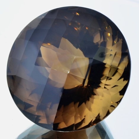 Rauchquarz, Rund facettiert (350,20 ct.) aus Brasilien Rauchquarz, Rund facettiert (350,20 ct.) aus Brasilien