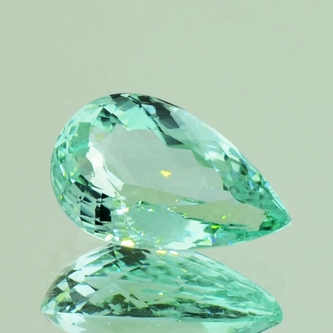 Turmalin, Tropfen facettiert (7,69 ct.) aus Mosambik Turmalin, Tropfen facettiert (7,69 ct.) aus Mosambik