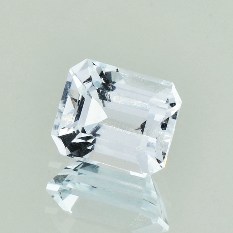 Topas, Achteck facettiert (6,56 ct.) aus Nigeria (Plateau State) Topas, Achteck facettiert (6,56 ct.) aus Nigeria (Plateau State)