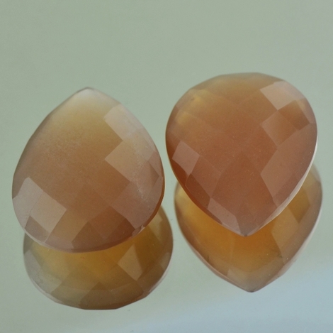 Moonstone Pair briolette 21.97 ct Moonstone Pair briolette 21.97 ct