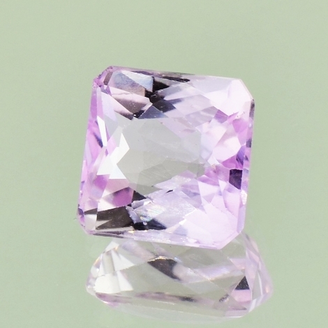 Kunzite octagon 6.42 ct Kunzite octagon 6.42 ct