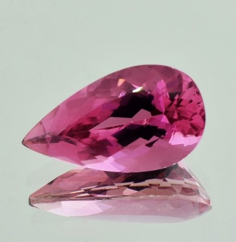 Tourmaline pear purplish pink 9.55 ct