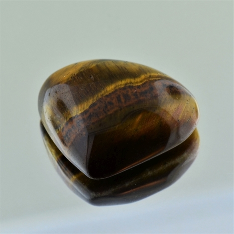 Tigerauge, Herz Cabochon (50,52 ct.) aus Namibia Tigerauge, Herz Cabochon (50,52 ct.) aus Namibia