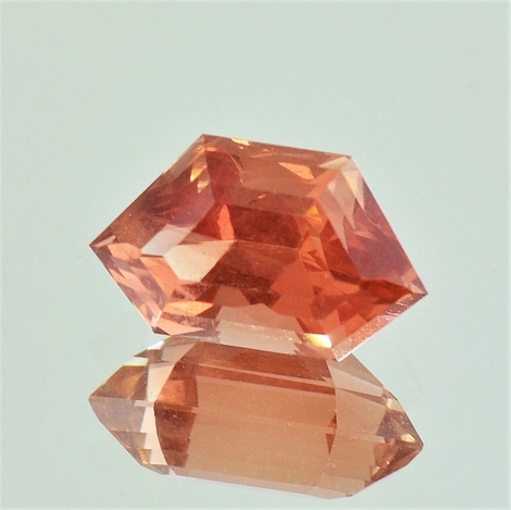 Oregon Sunstone Fantasy 3.86 ct Oregon Sunstone Fantasy 3.86 ct