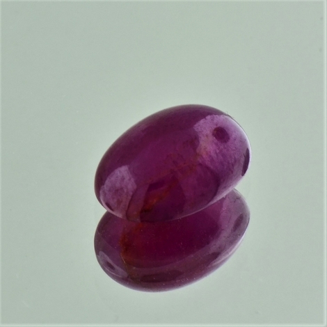 Ruby Cabochon oval dark red 5.11 ct Ruby Cabochon oval dark red 5.11 ct