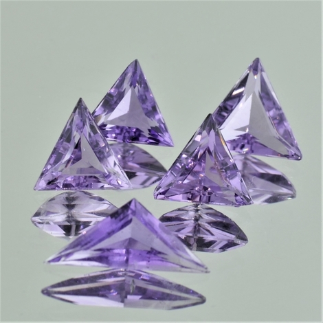 Amethyst Lot Trillion 7,87 ct Amethyst Lot Trillion 7,87 ct