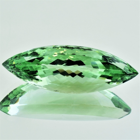 Prasiolith, Navette facettiert (57,55 ct.) aus Brasilien (Rio Grande do Sul) Prasiolith, Navette facettiert (57,55 ct.) aus Brasilien (Rio Grande do Sul)