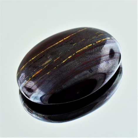 Tigereisen Cabochon oval 61,26 ct Tigereisen Cabochon oval 61,26 ct