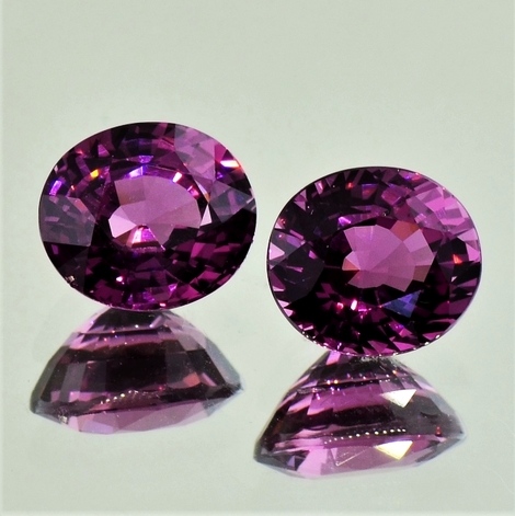 Rhodolith Duo, Oval facettiert (6,06 ct.) aus Mosambik (Manica) Rhodolith Duo, Oval facettiert (6,06 ct.) aus Mosambik (Manica)