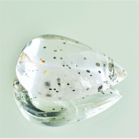 Pyrit-Quarz cabochon pear 33.25 ct