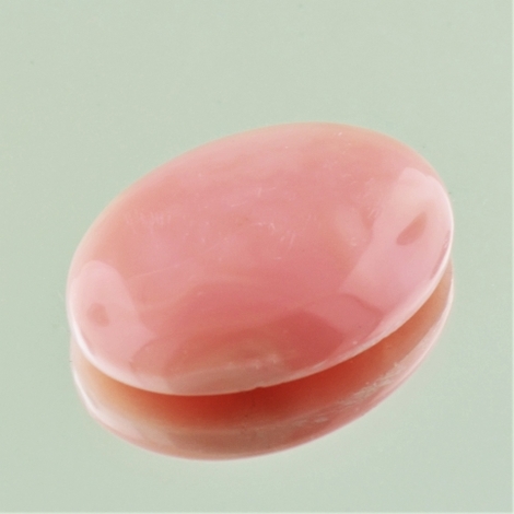 Common Opal Cabochon oval light pink 28.39 ct Common Opal Cabochon oval light pink 28.39 ct